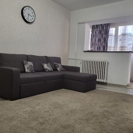 Apartament Cu 3 Camere Chiar In Inima Capitalei Bukarest Exteriör bild