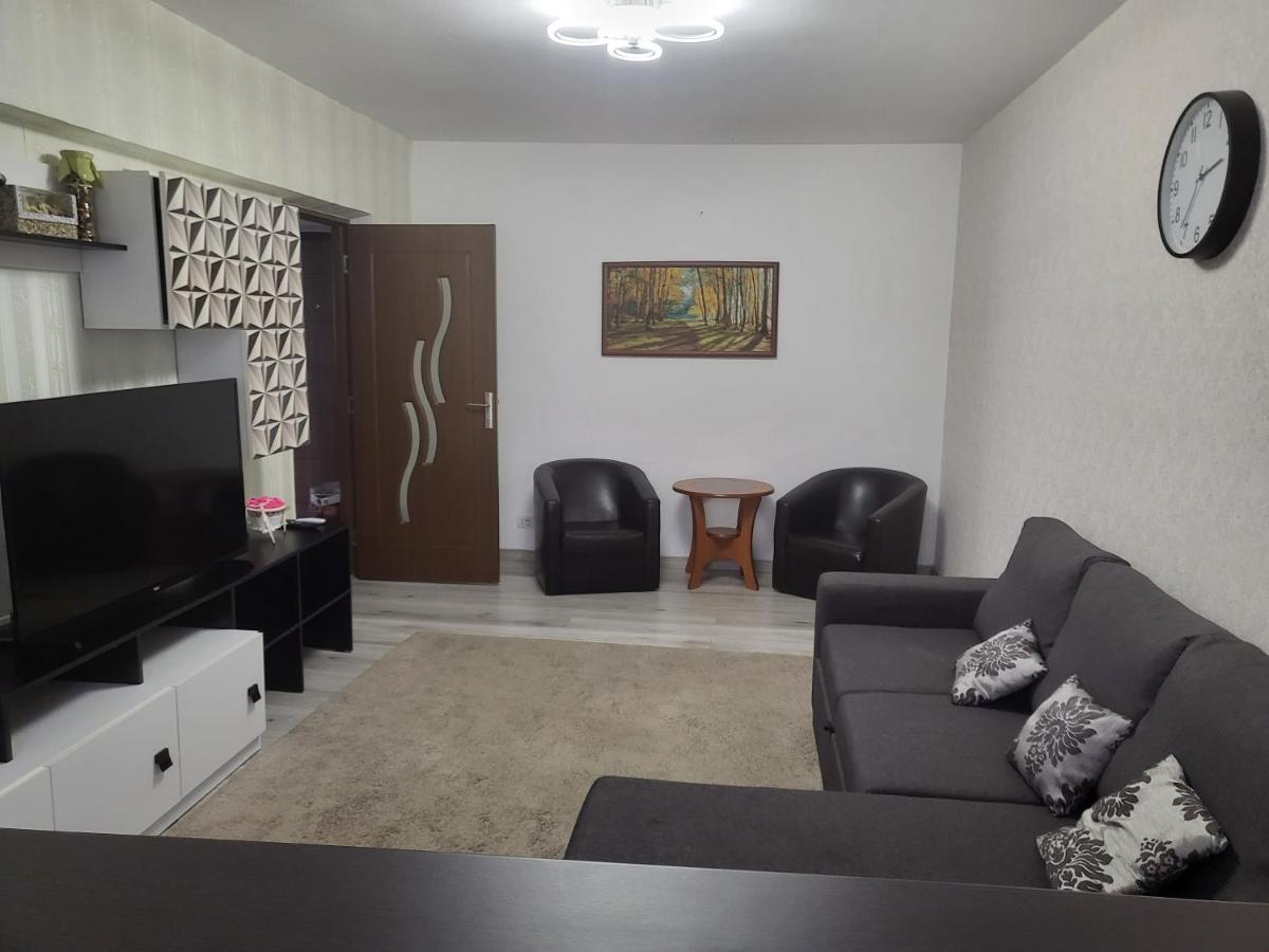 Apartament Cu 3 Camere Chiar In Inima Capitalei Bukarest Exteriör bild